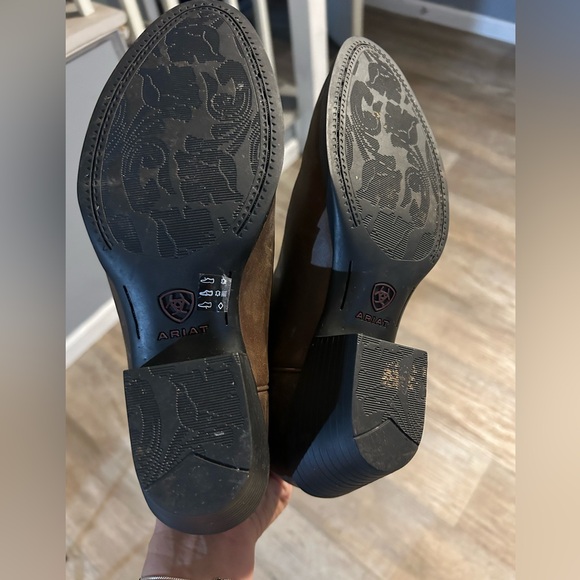 Ariat Heritage R Toe Western Boots - Picture 3 of 9